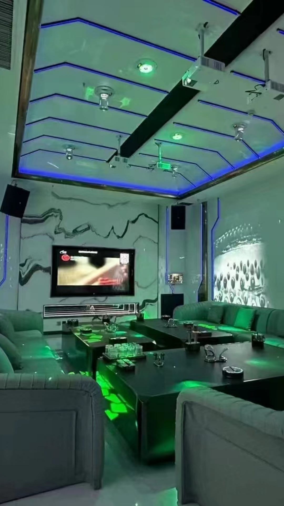 豪华包厢内部环境